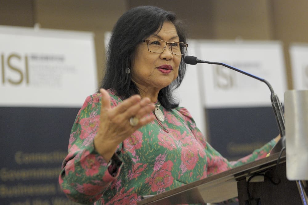 M'Sians Who Love English Over Bm Are Enslaved To The Colonial Mindset, Says Pas President | Weirdkaya English