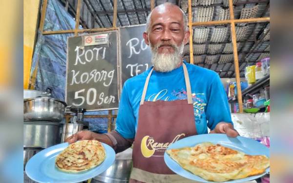 This melaka vendor has been selling roti canai for only rm0. 50 for the past 21 years | weirdkaya