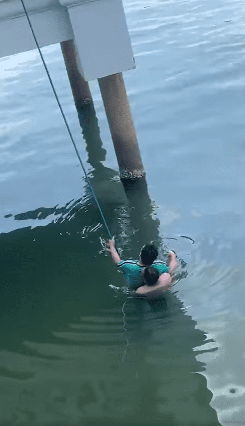 M'sian Teen Almost Drowns While Trying To Save Suicidal Man Who Jumped Off Bridge In Johor