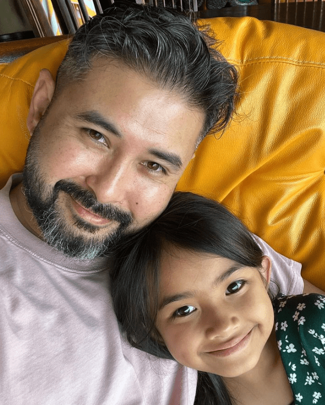 Johor Crown Prince Tunku Ismail Sultan Ibrahim and his family and his daughter