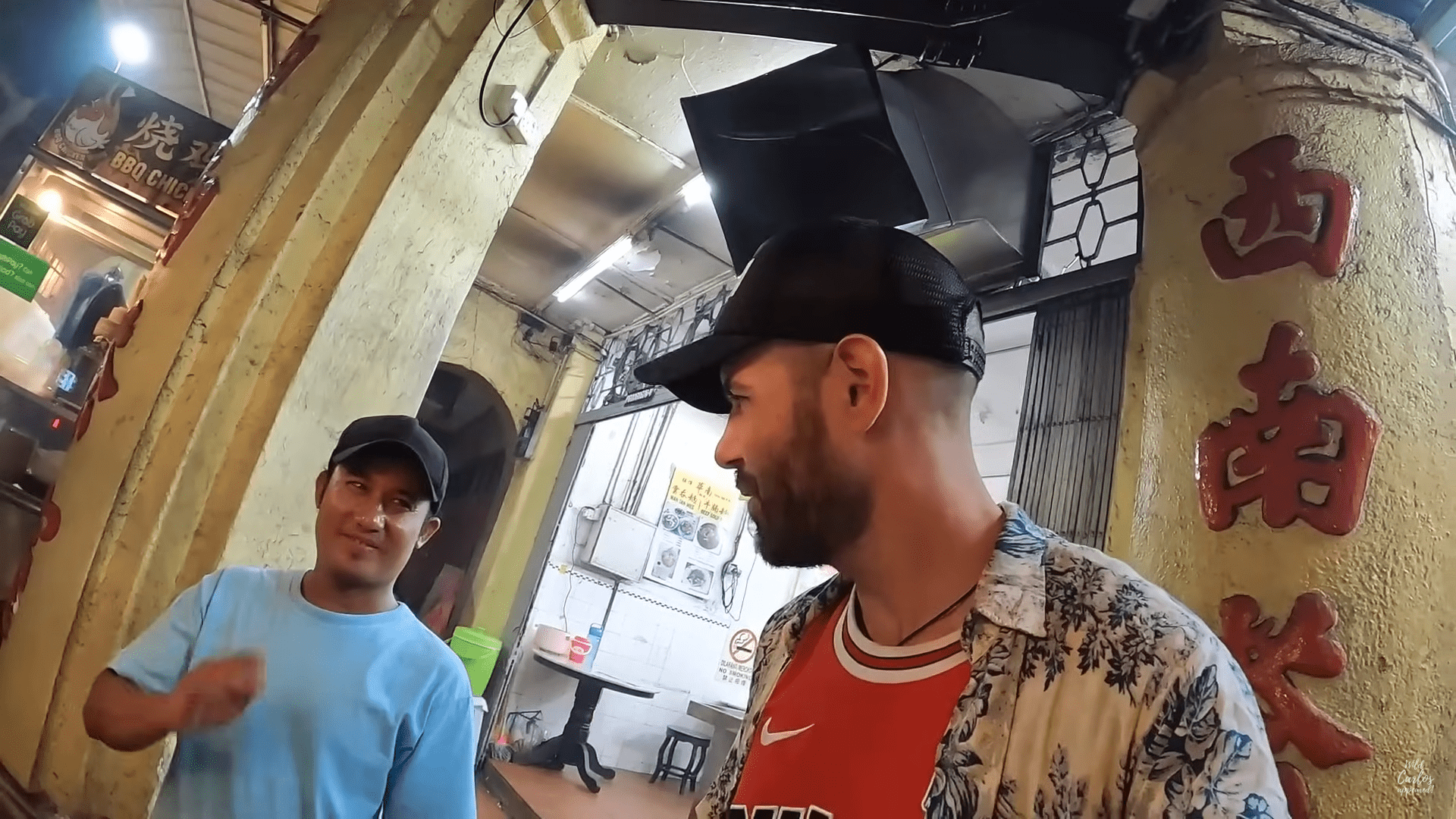 Tourist tries ordering nutmeg juice in Penang