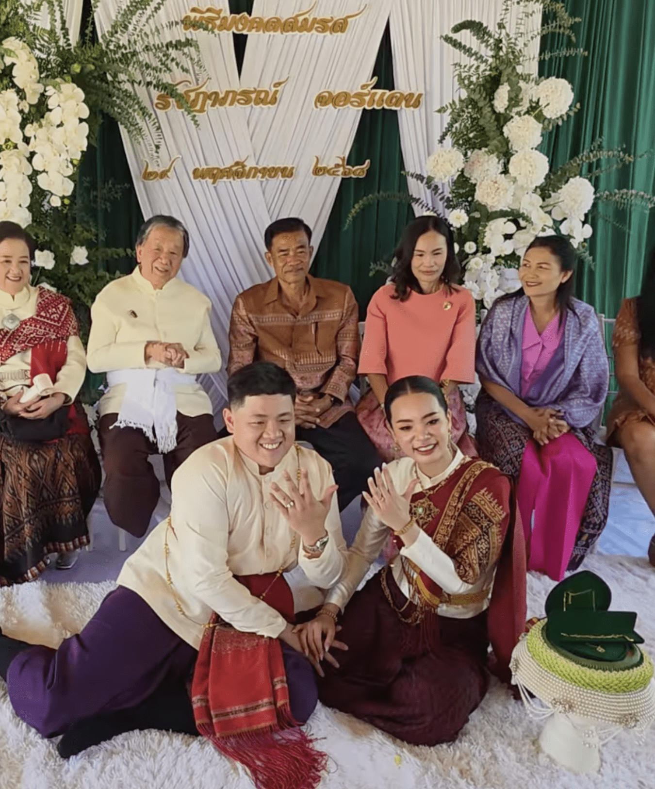 sg man & thai married