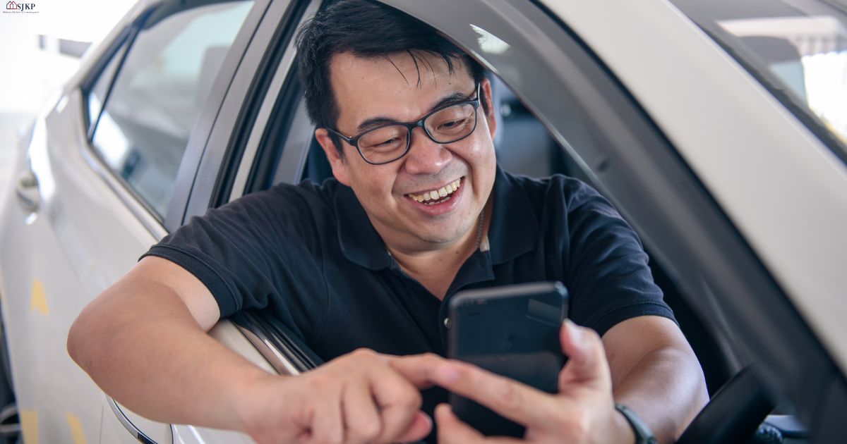 Gig workers, like a full-time e-hailing driver, are now able to own their first homes, thanks to the SJKP housing credit guarantee.