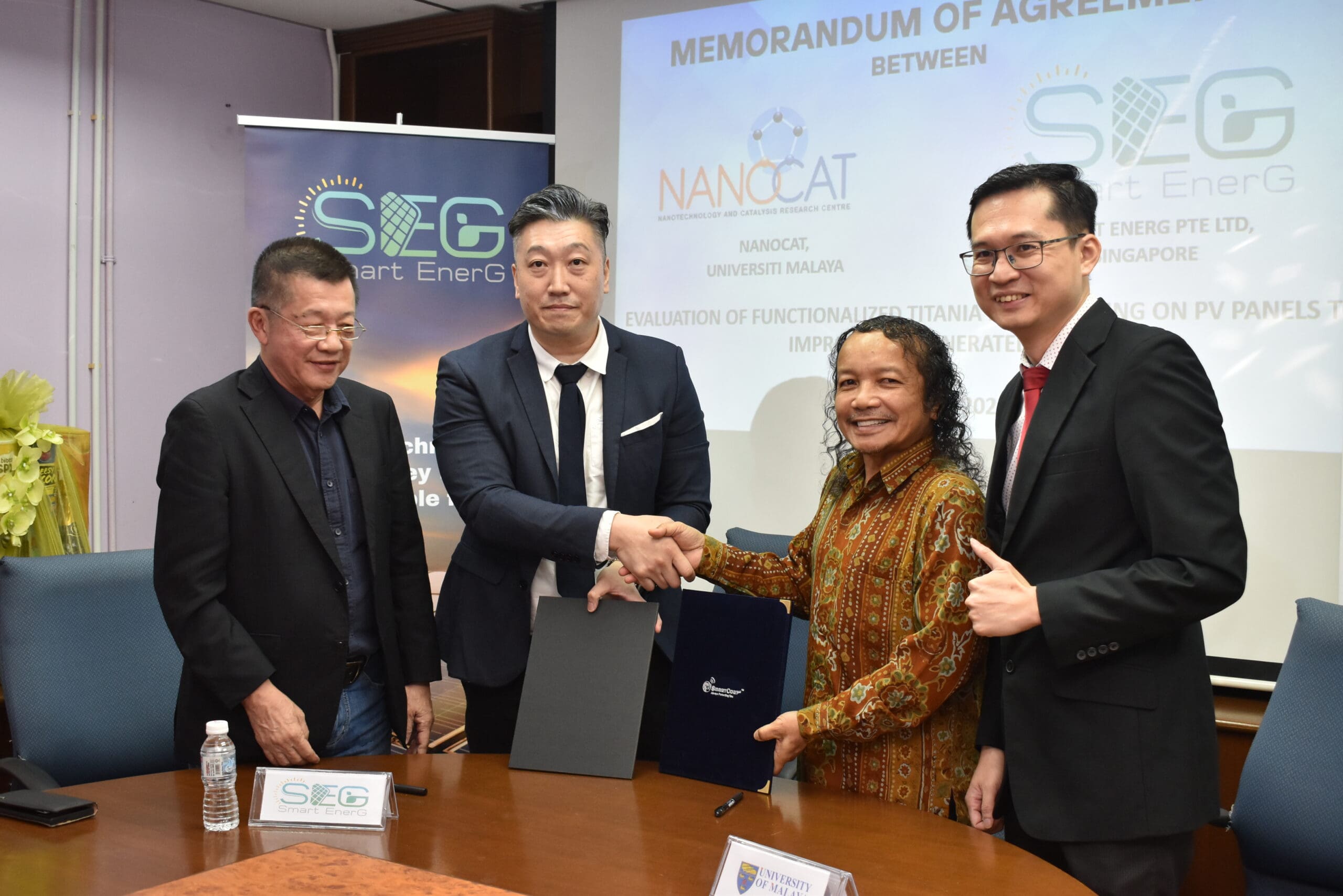 Smart EnerG group photo with UM