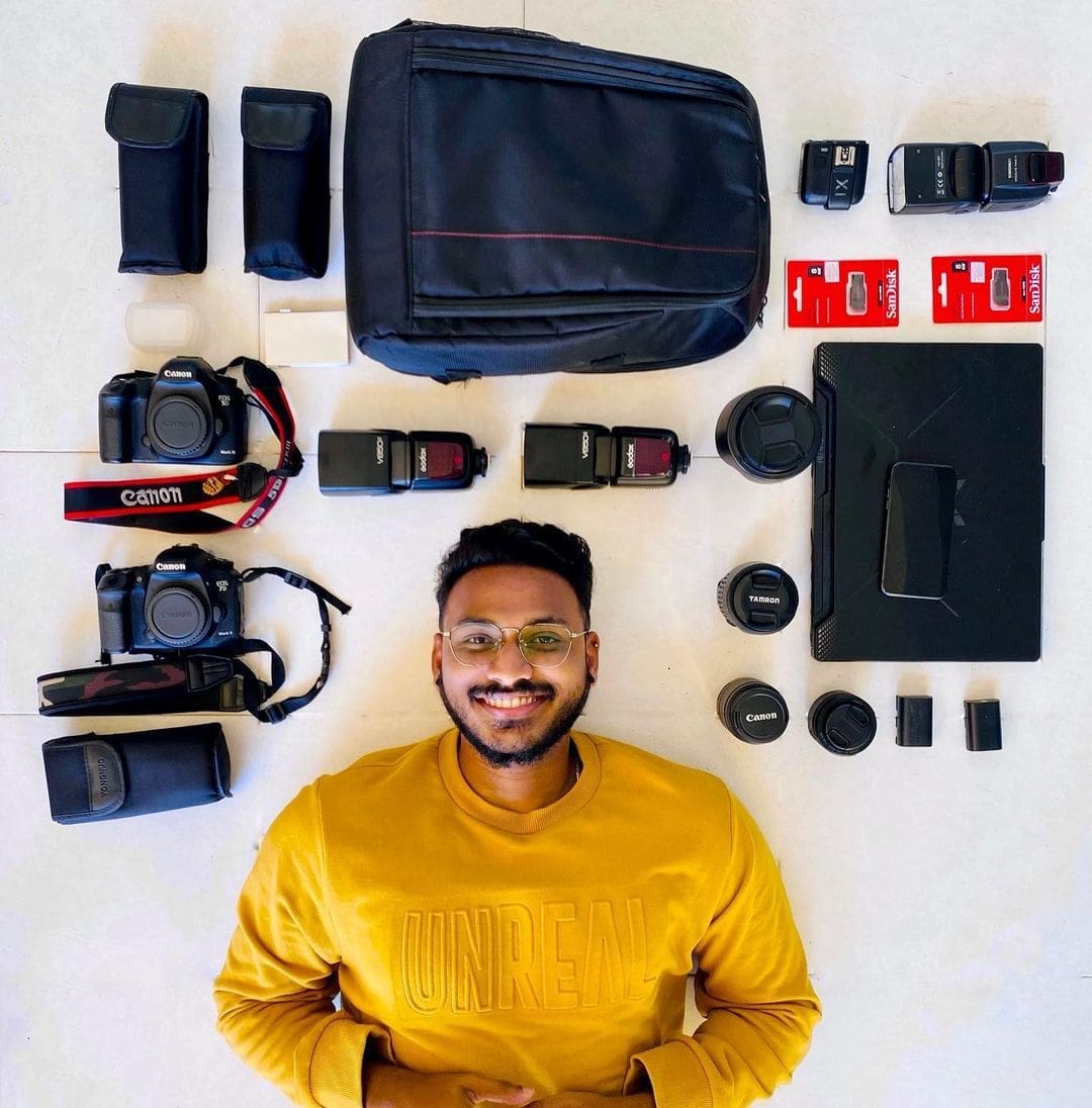 Wishnuendran Balan with his camera and its itineraries