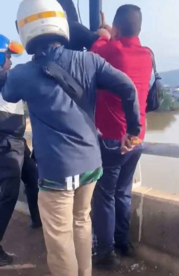 Suicide attempt at Kuantan (2)