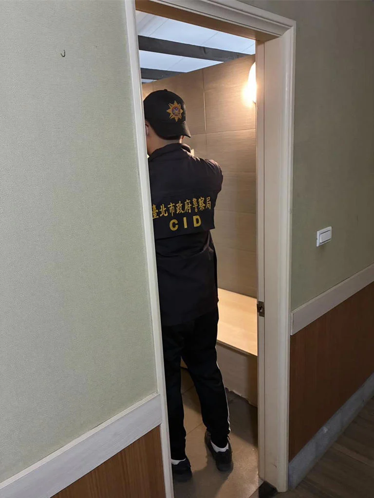 Taiwan man dies after finding dead GF