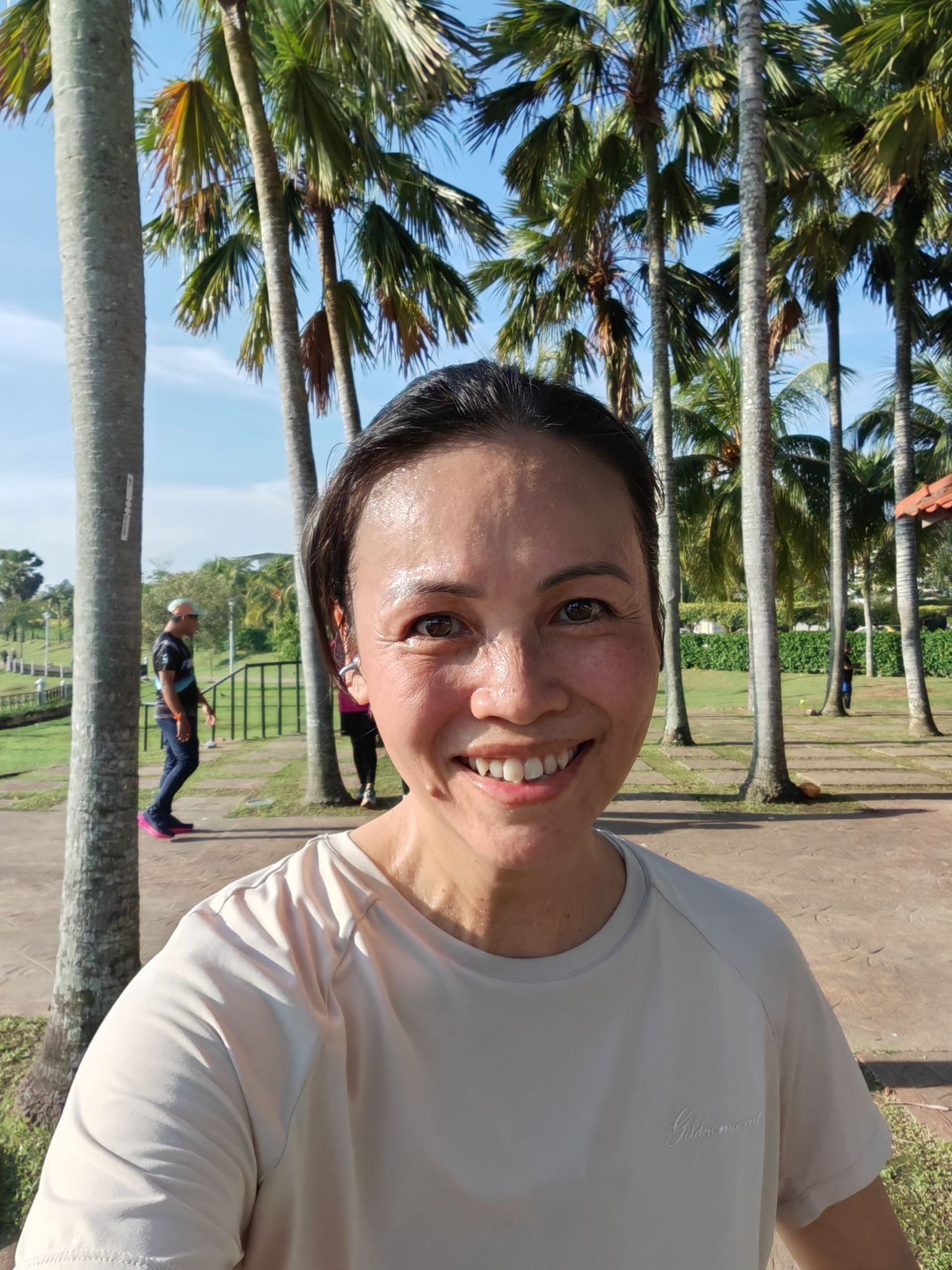 Teoh Nie Ching running