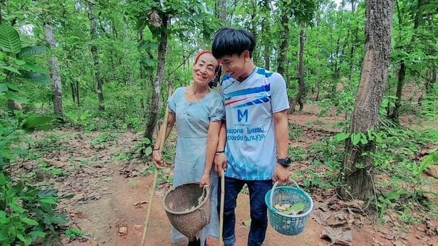 Thai Boy, 19, Marries Mother Of Three, 57 After Two Years Of Dating 02