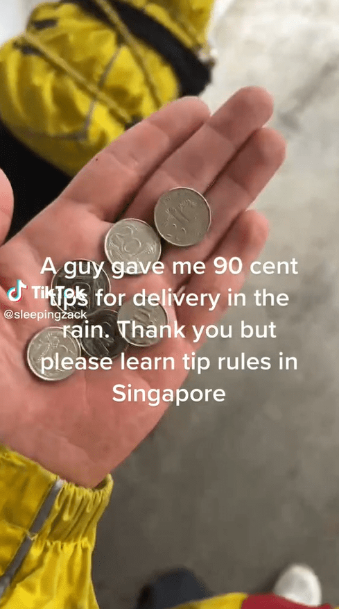 S'porean delivery rider shows RM2.90 tip