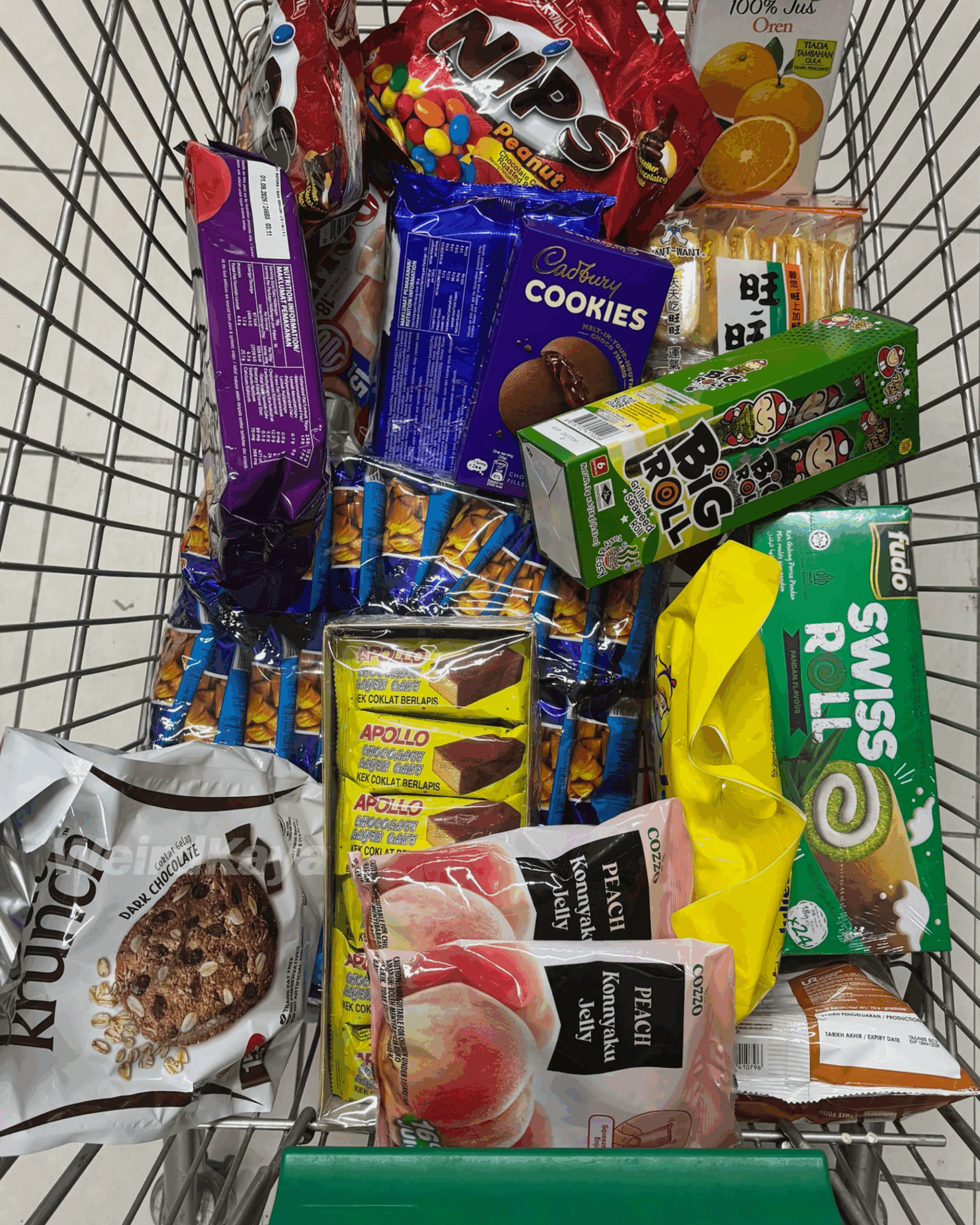 trolley with groceries at econsave