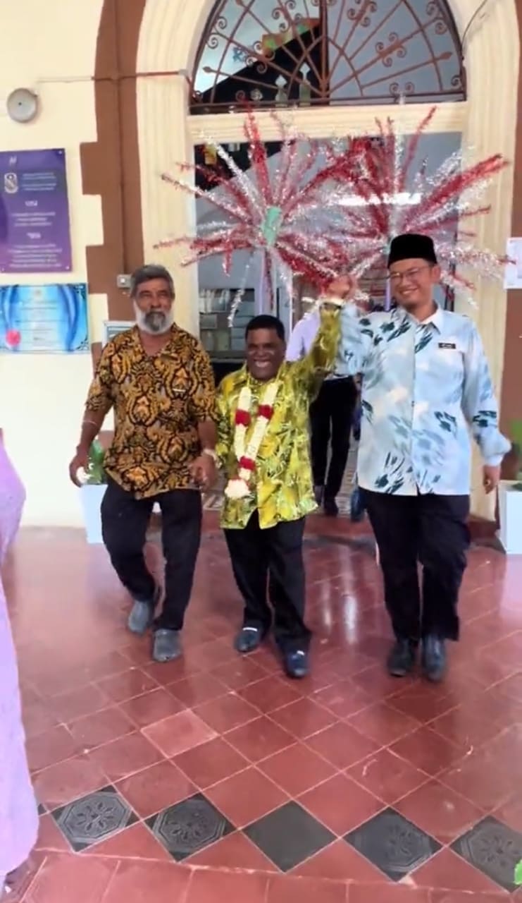 Uncle Mano at his farewell event