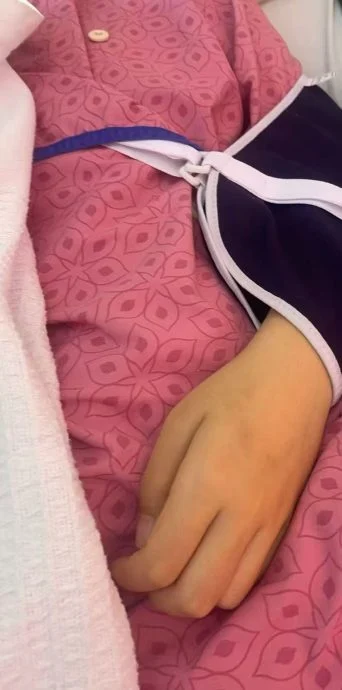 Victim also suffer injury on her hand