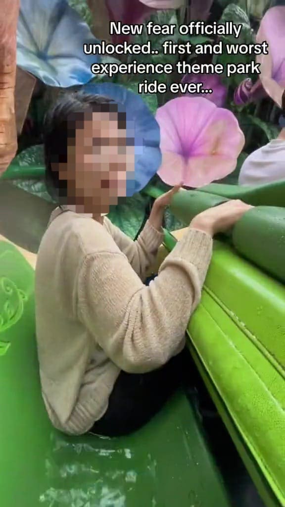 msian sitting in a ride at genting highlands