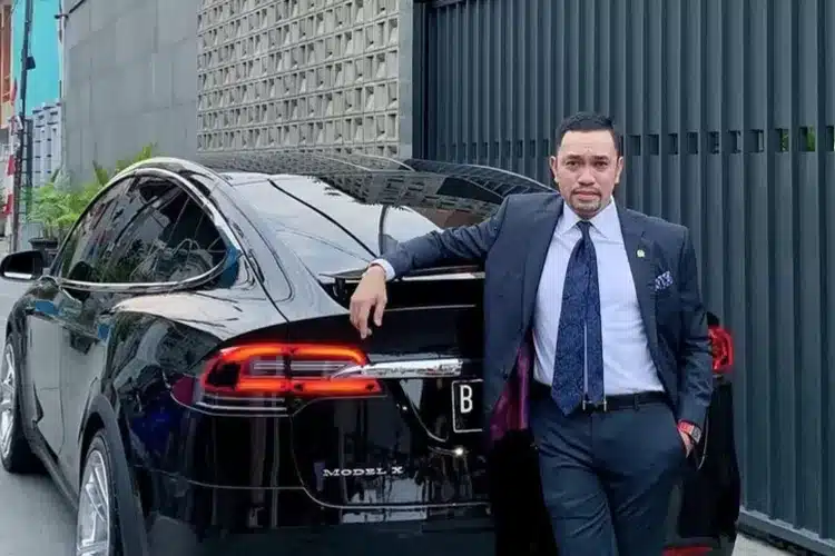 Who Is Ahmad Sahroni & Why Is Indonesia So Angry With Him Right Now?