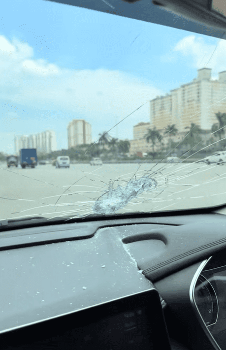 Windshield crack
