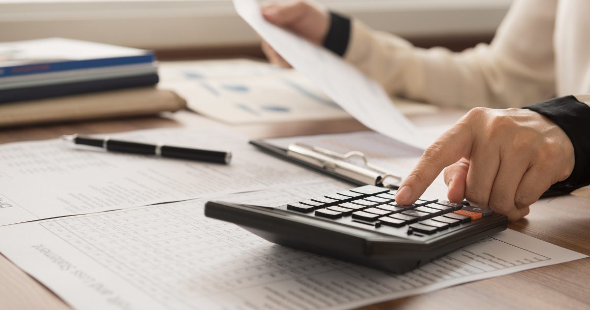 woman calculating (2)
