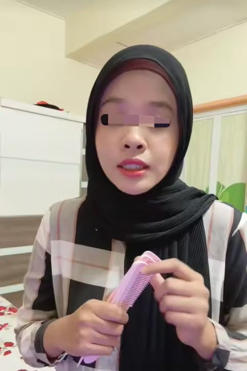 Woman defends comb controversy