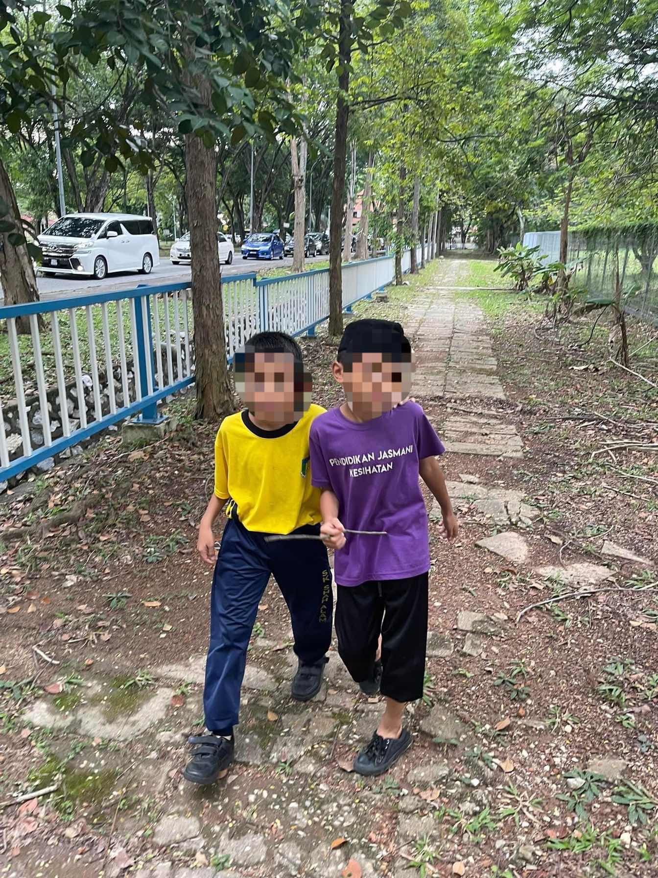 Schoolboy Pays For His Friend's Fee Using His Savings