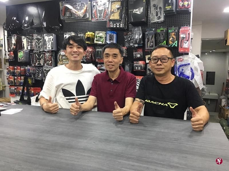 SG Bike Shop Owner Retires, Gives Out Company Shares Worth RM3.25M To Loyal Employee