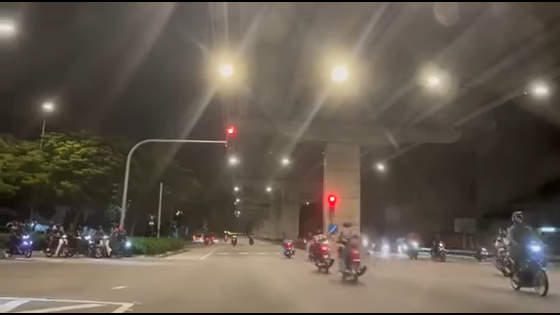 [video] Group Of Mat Rempits Seen Riding Dangerously Near Seagate Penang Weirdkaya